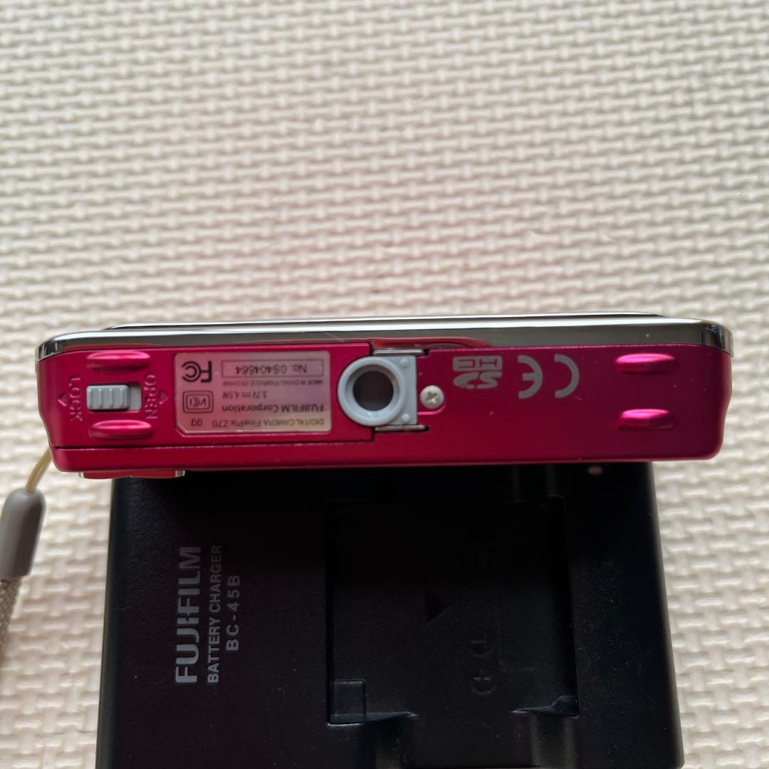 FINEPIX デジタルカメラ　ピンク　ケース付き