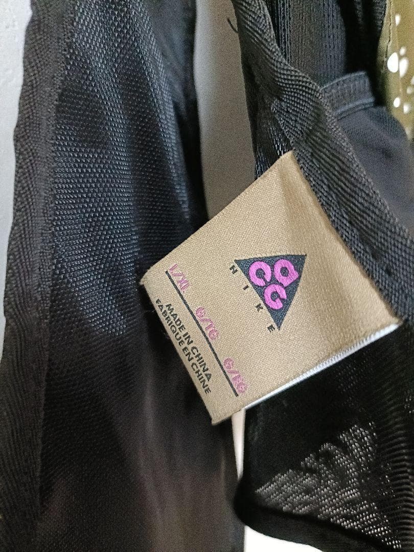 Nike ACG ランニングベスト　ジャケット　マラソン　フィッシング