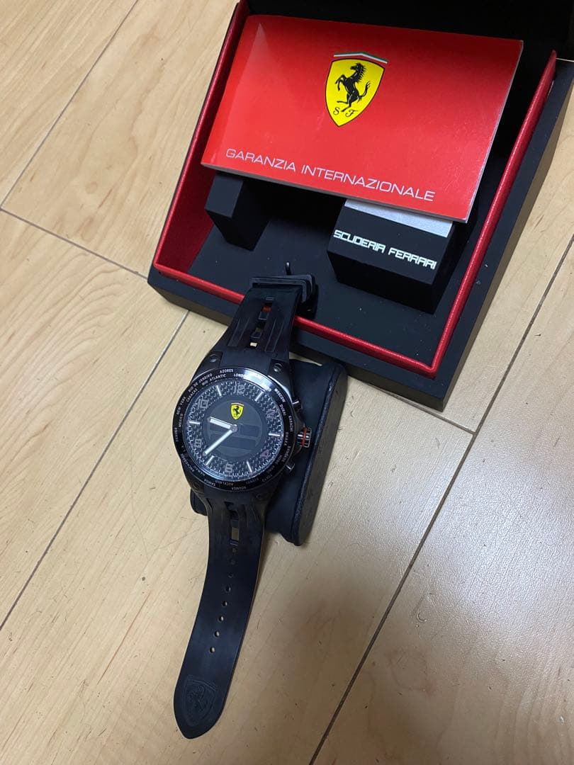 K*g様 フェラーリウォッチ