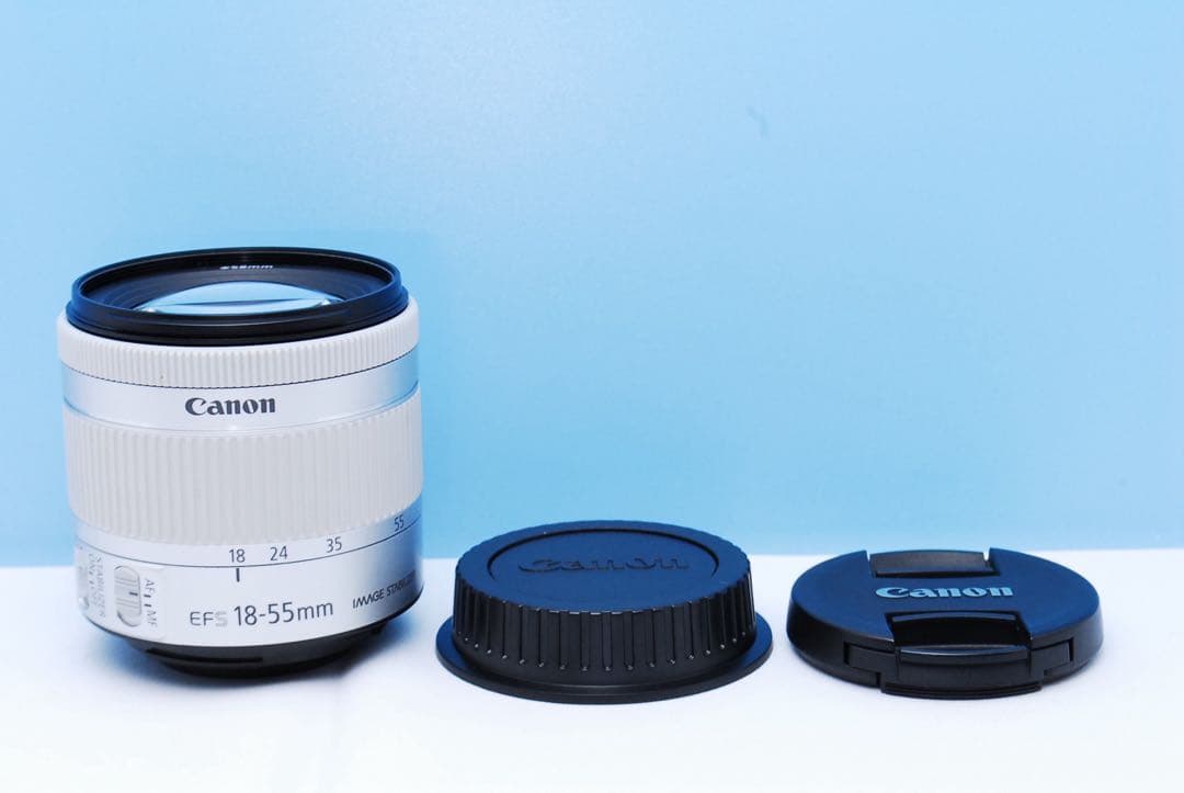 美品✨超希少ホワイト Canon Kiss X10 レンズキット お祝いに♥️