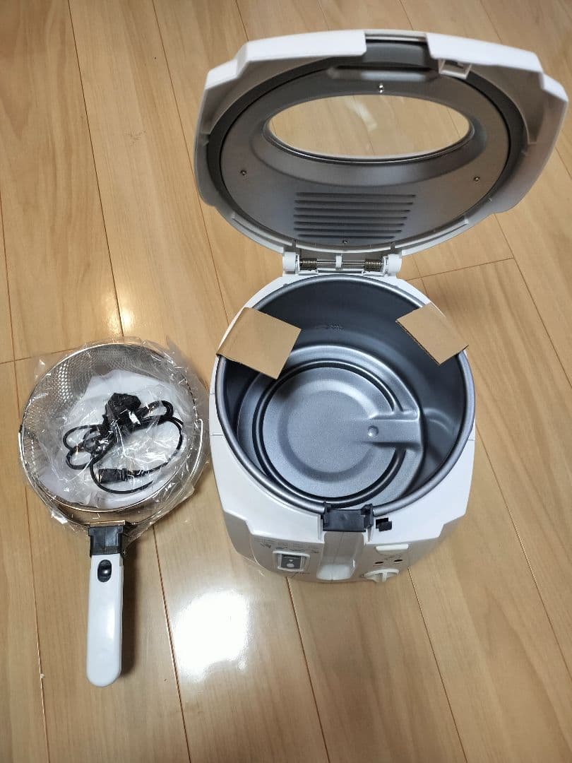 【新品未使用】クリーンフライヤー DF-535T ホワイト