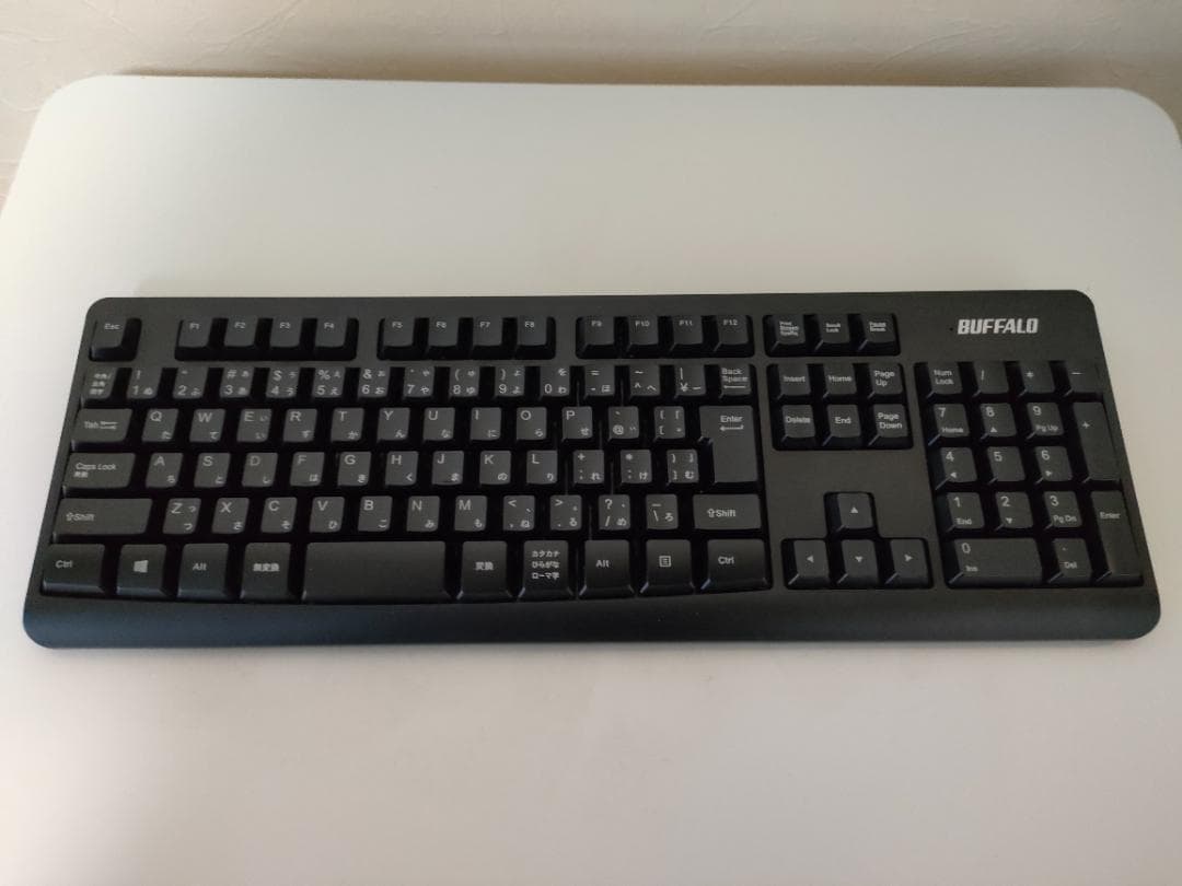 ミドルタワー型デスクトップPC（自作） + PCモニター