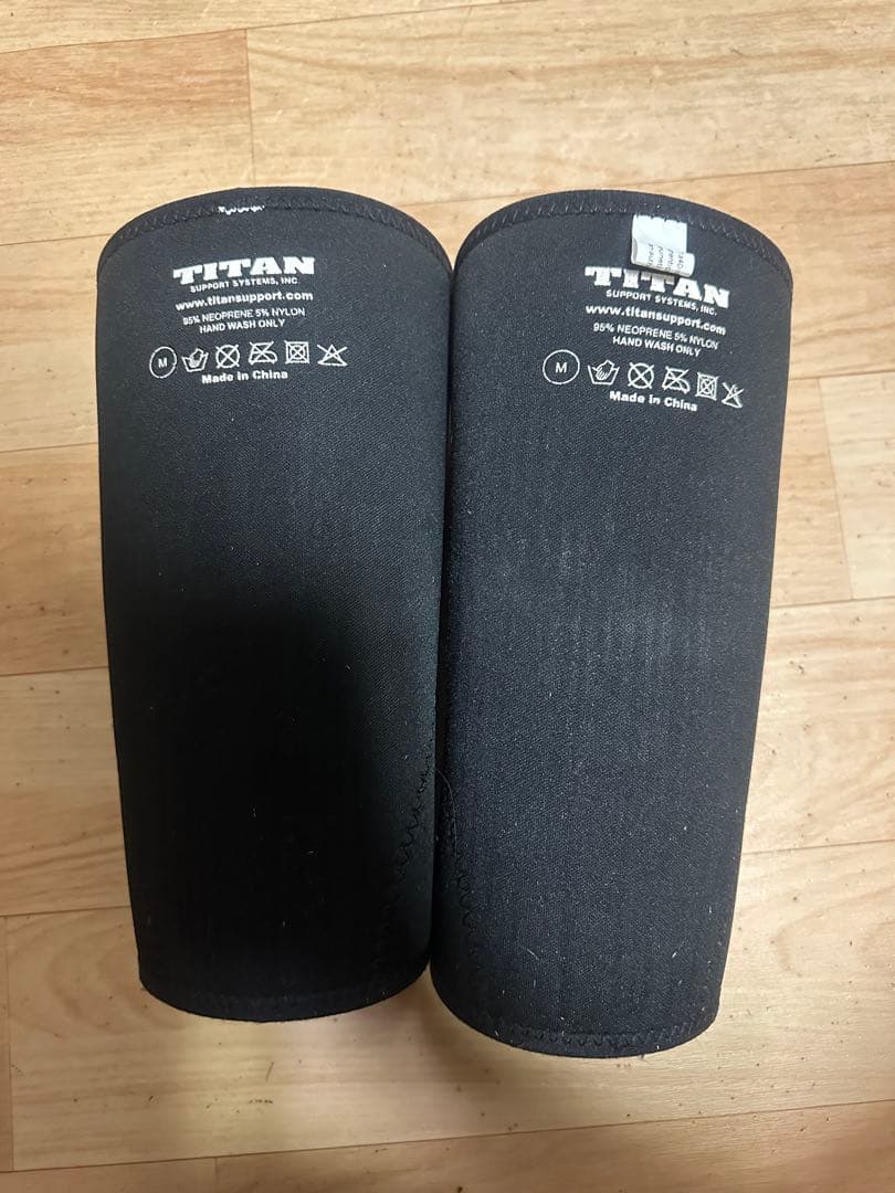 TKS タイタン ニースリーブ　Mサイズ