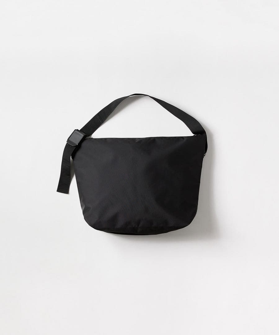 完売 meltum NYLON MESSENGER BAG新品未使用 BLACK