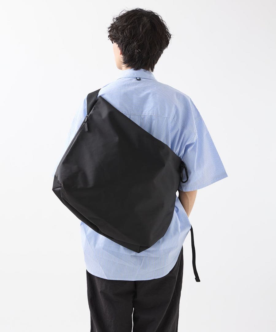 完売 meltum NYLON MESSENGER BAG新品未使用 BLACK