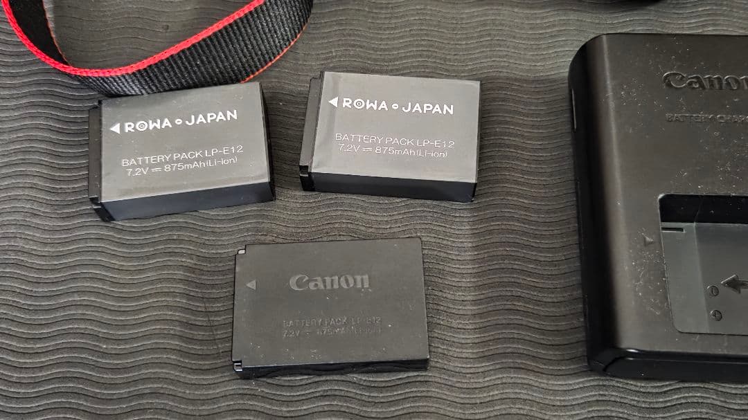 Canon EOS Kiss M ホワイトEF-M 15-45mm