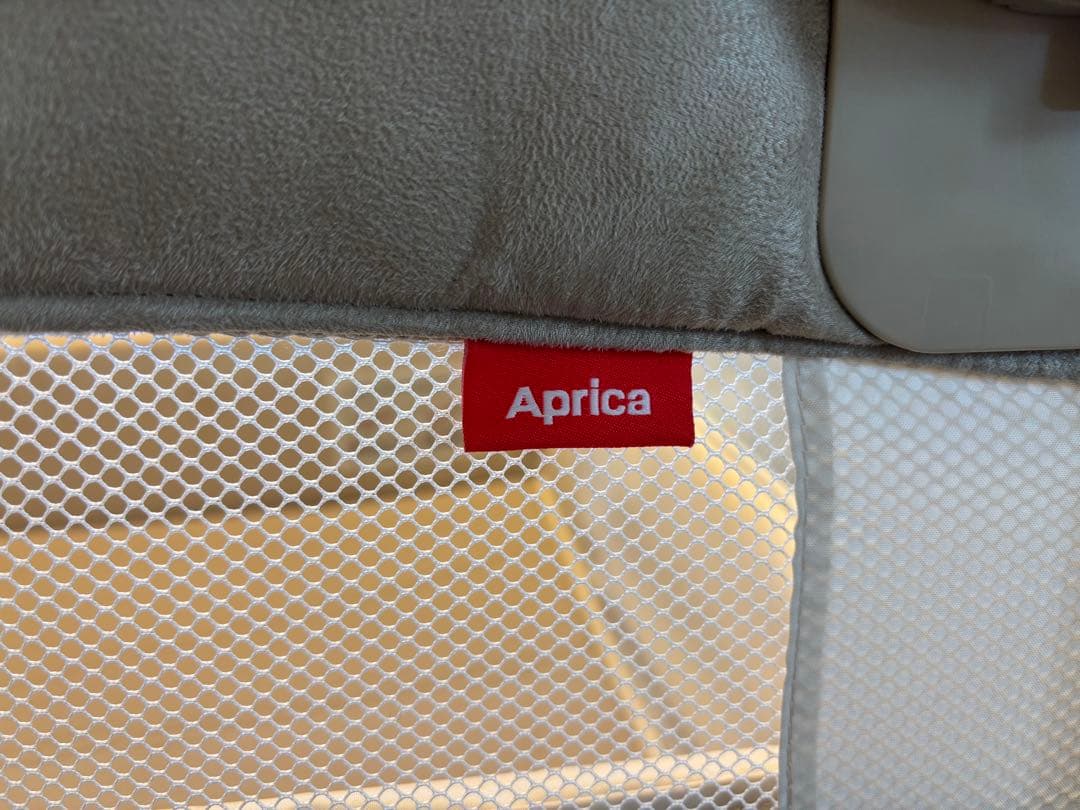 アップリカ ココネル エアープラス【敷きパッド3種・シーツ付き】