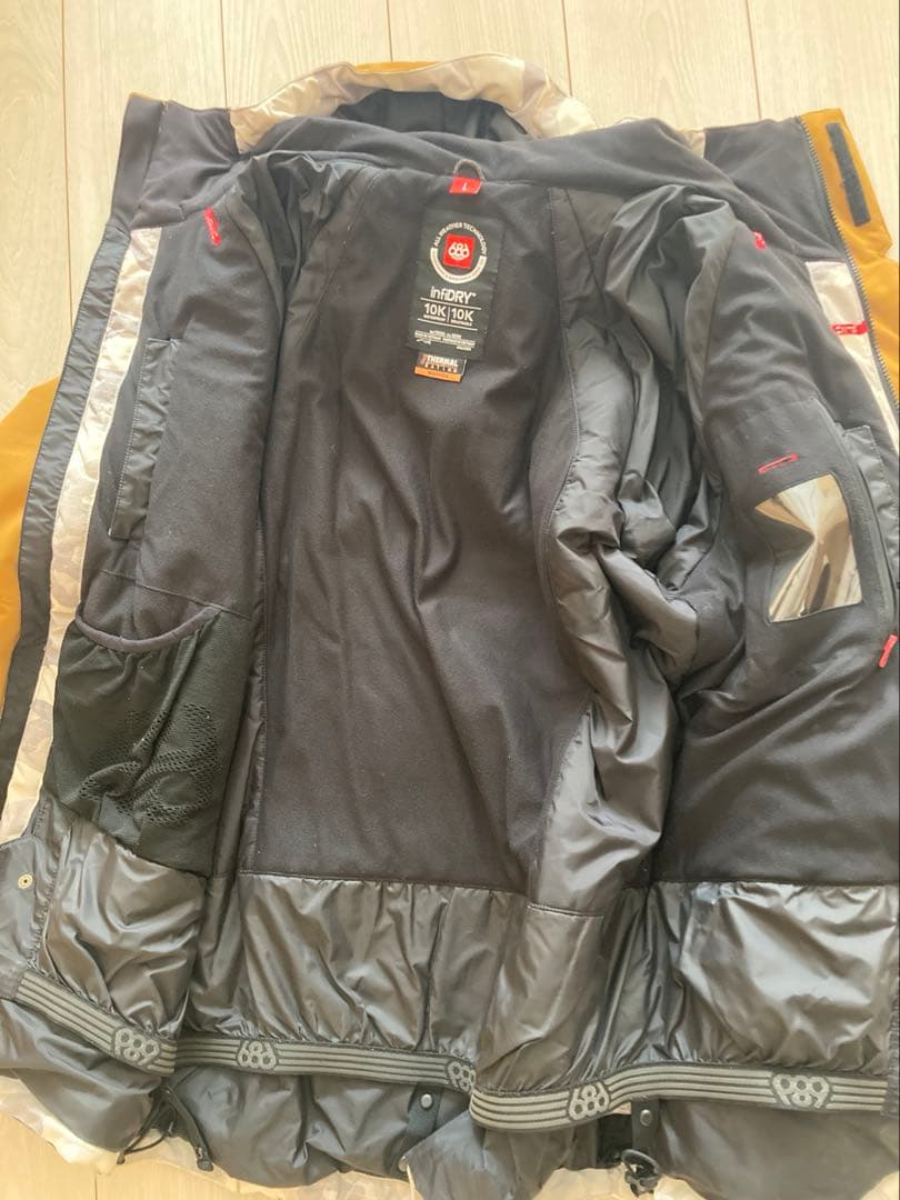 21-22 686スノーボードウェア上下セット　ジャケットL パンツM