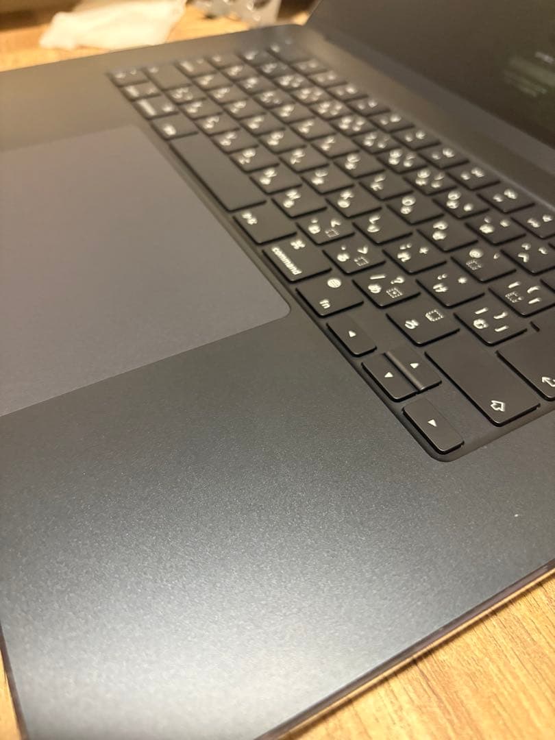 【ほぼ新品】Apple MacBook Air m2 15.4インチ　256GB