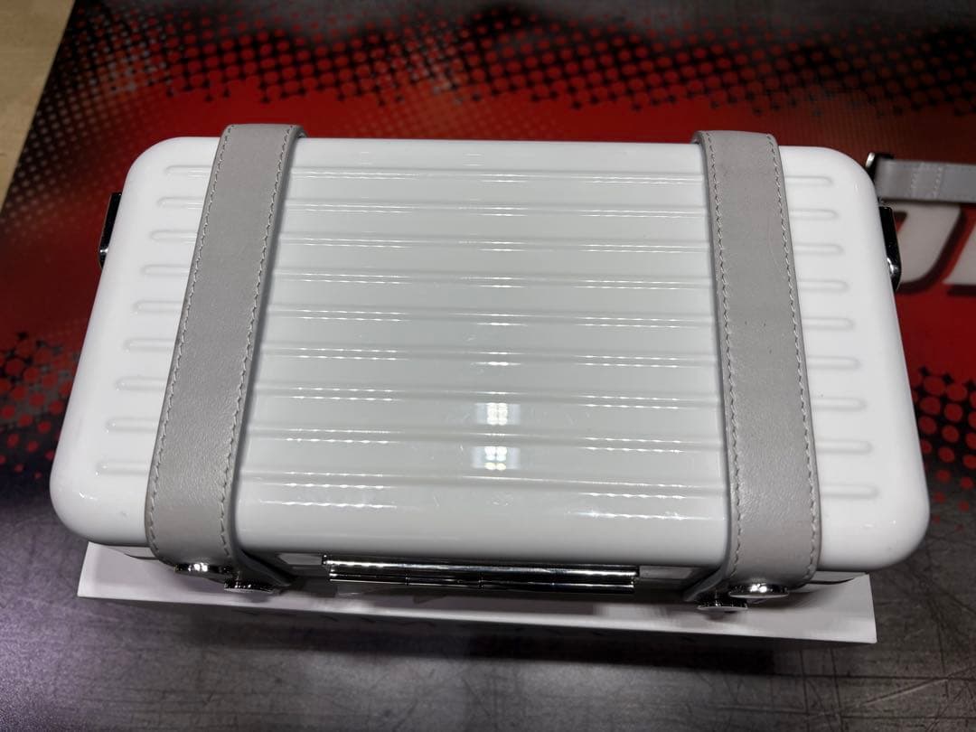 RIMOWA リモワ　パーソナル　クロスボディバッグ【箱・保存袋】