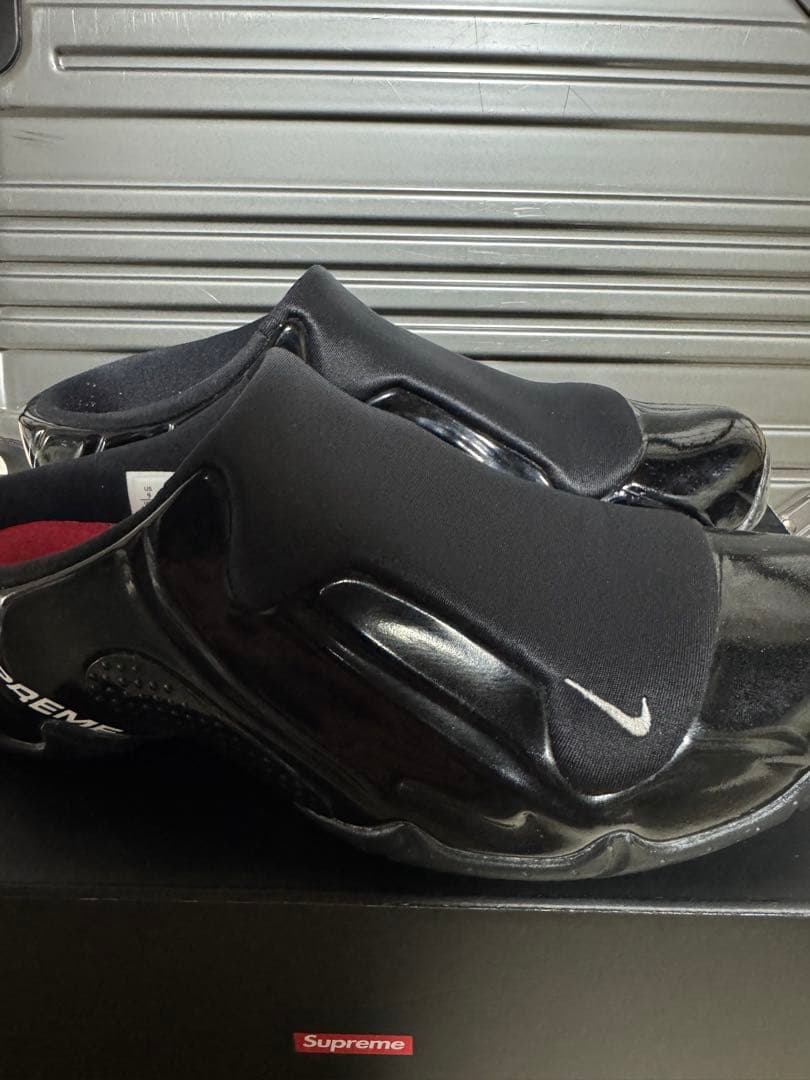 Nike Supreme スニーカー ブラック