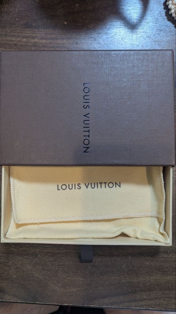 J*s様 【5/20終了オークション形式】ルイヴィトン　ケース