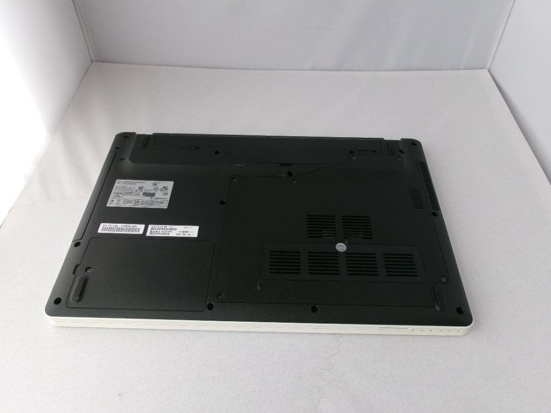 富士通 LIFEBOOK AH42/X 美品/新品SSD搭載Windows 11