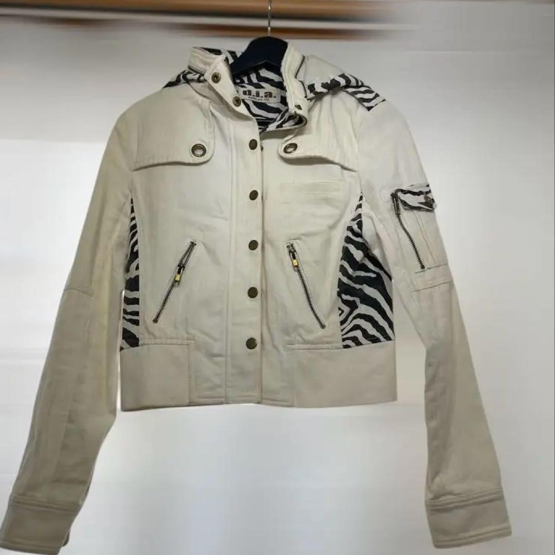 d.i.a ゼブラ柄フード付きジャケット