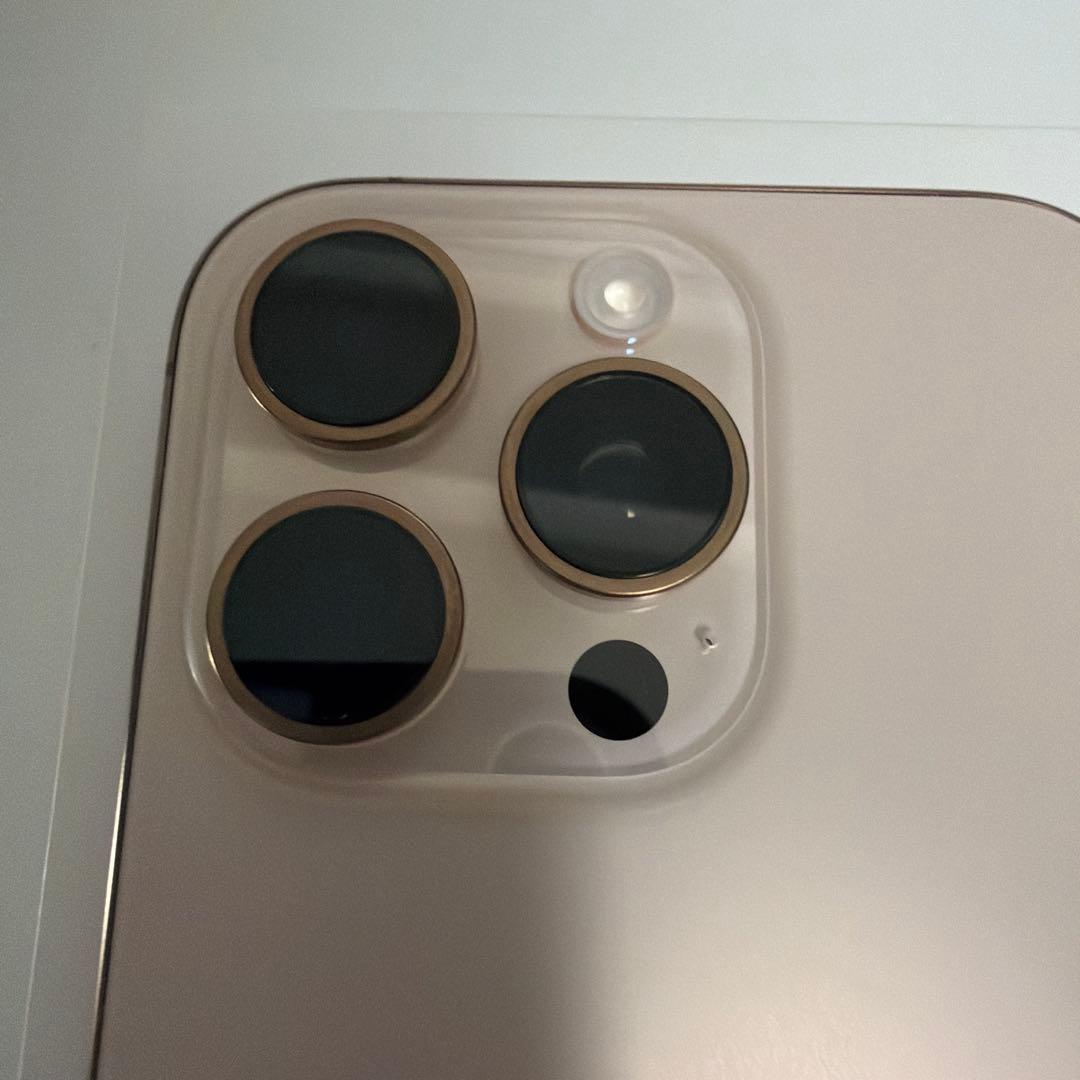 Apple iPhone 16 Pro デザートチタニウム 本体