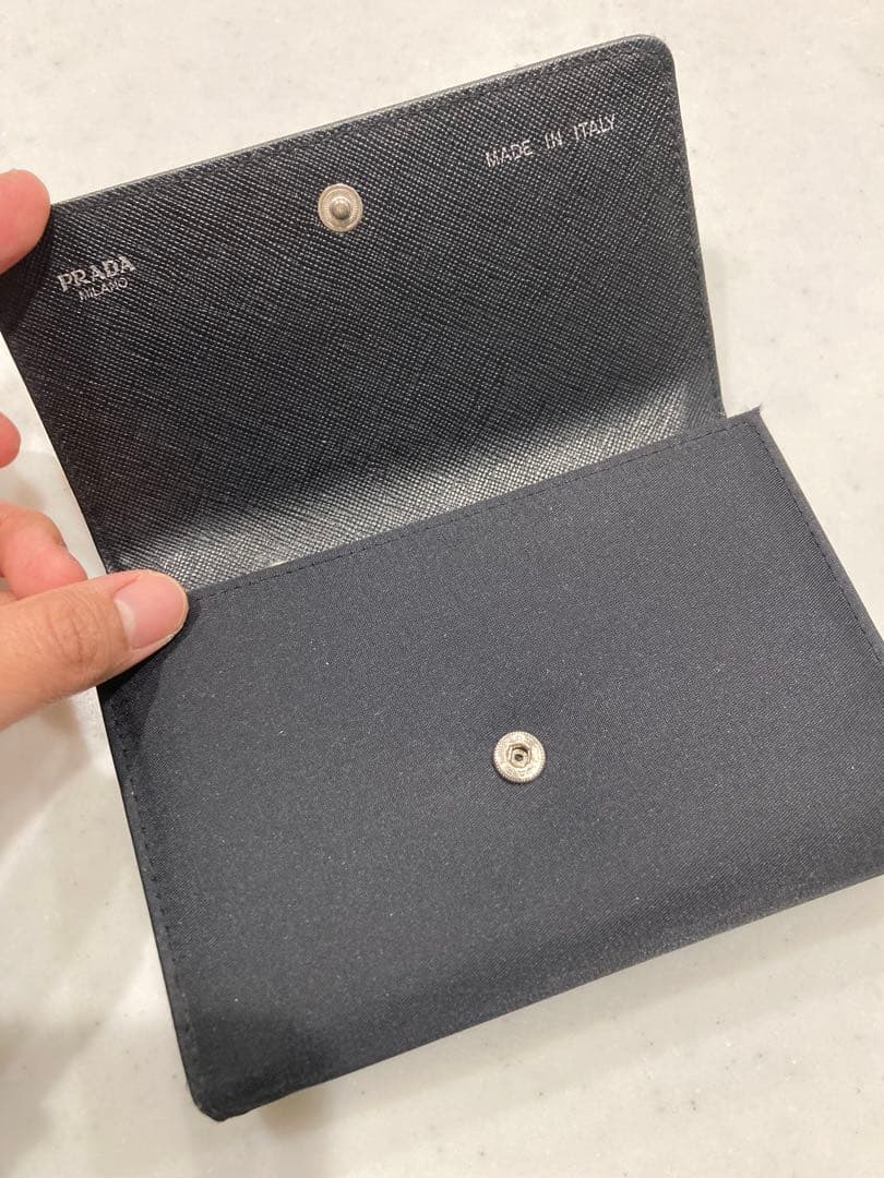 PRADA ブラック ナイロン 二つ折り財布