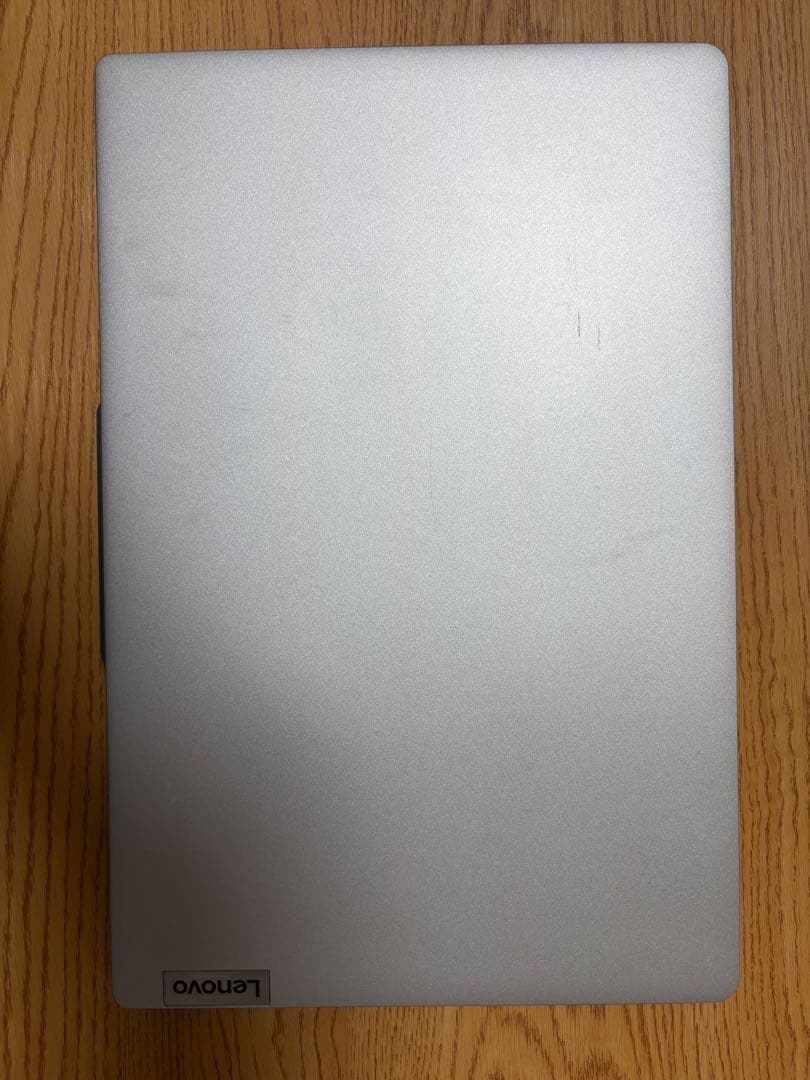Lenovo ノートPC シルバー 使用感あり