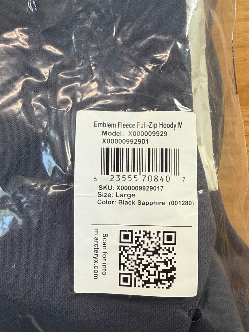 新品未使用 Emblem Fleece Full-Zip Hoody