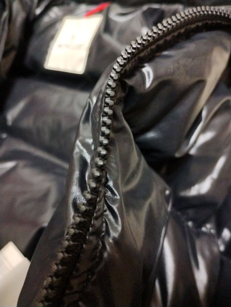 M*】様 MONCLER モンクレール BADIA ダウンジャケット