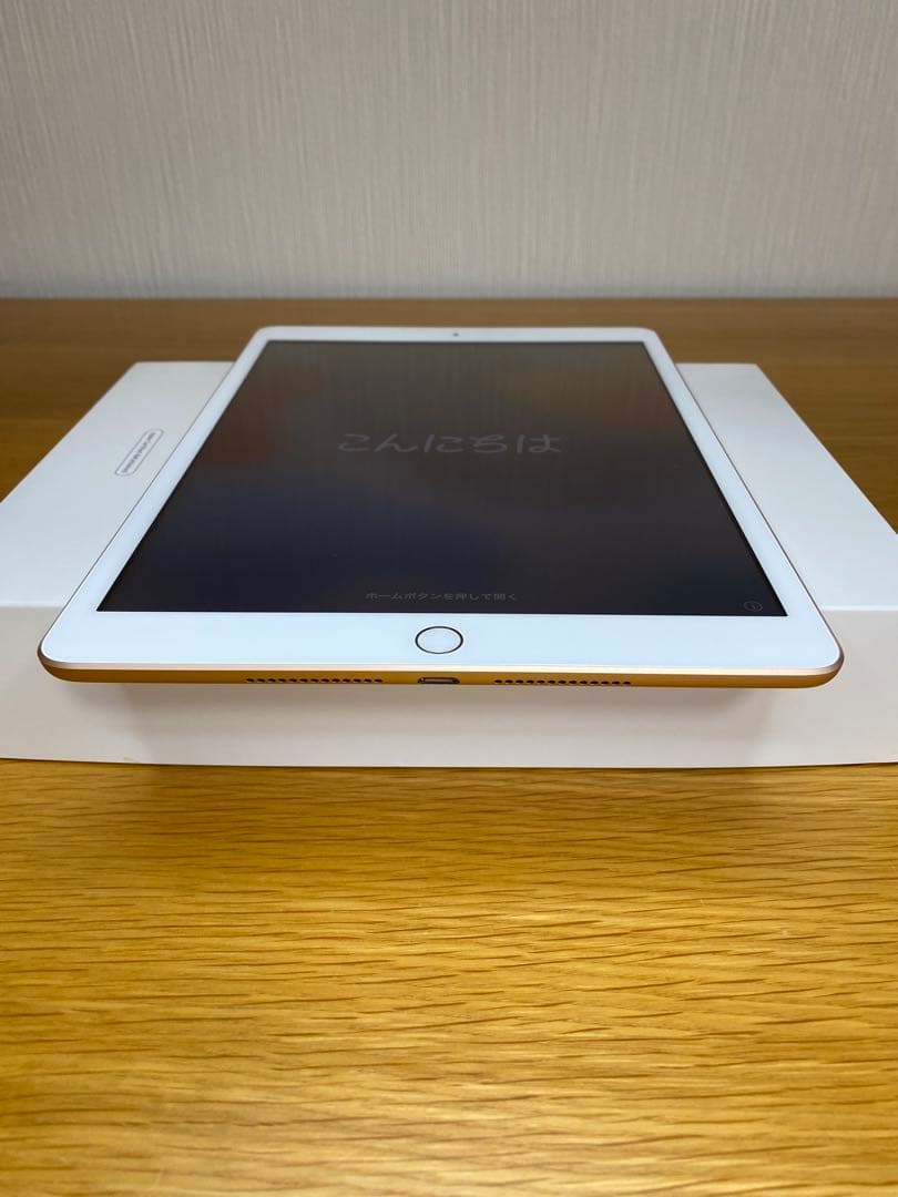 新品同様　iPad 第7世代　128GB ゴールド iPad 本体　付属品未使用