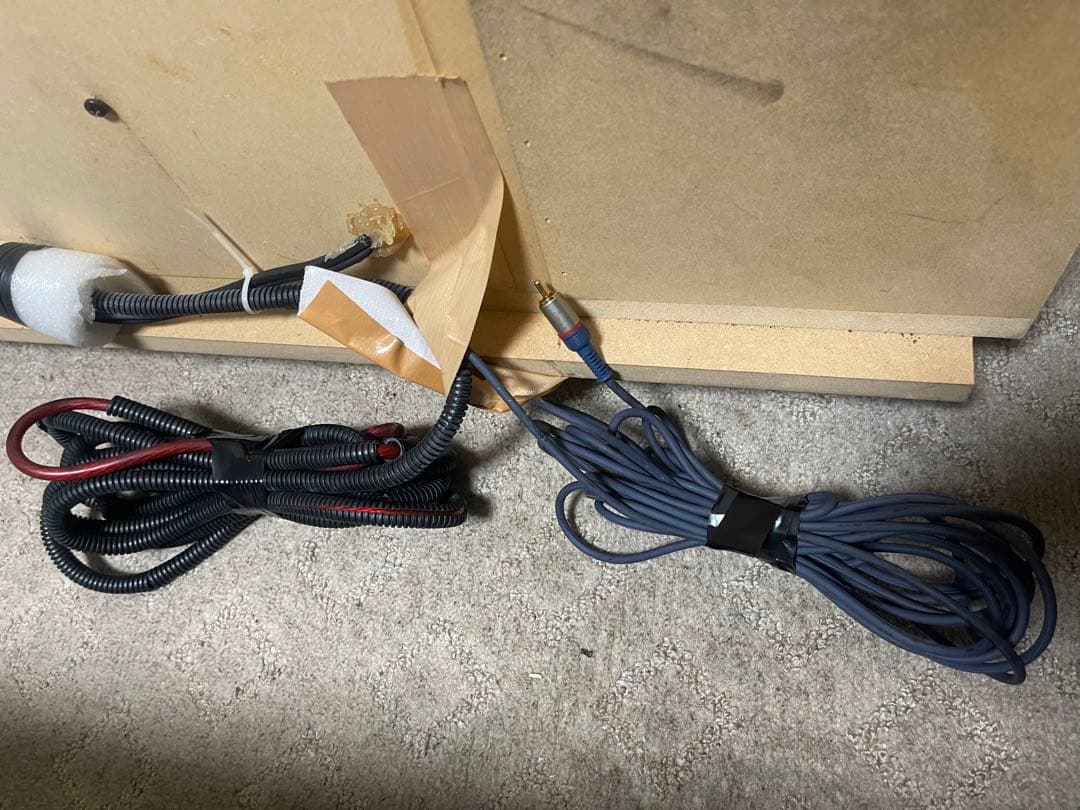 ALPINE ウーファー用エンクロージャー