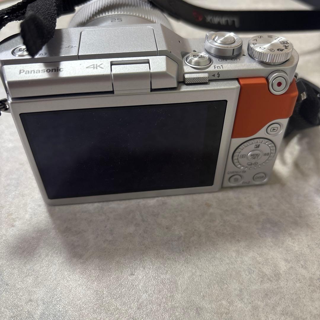 Panasonic LUMIX G DC-GF10W オレンジ