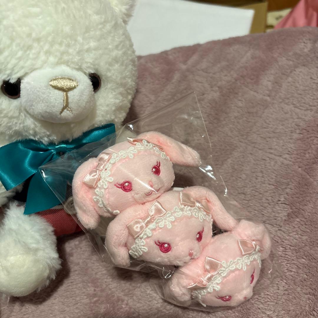 BABY うさくみゃちゃんクリップブローチ ピンク　新品　3つセット