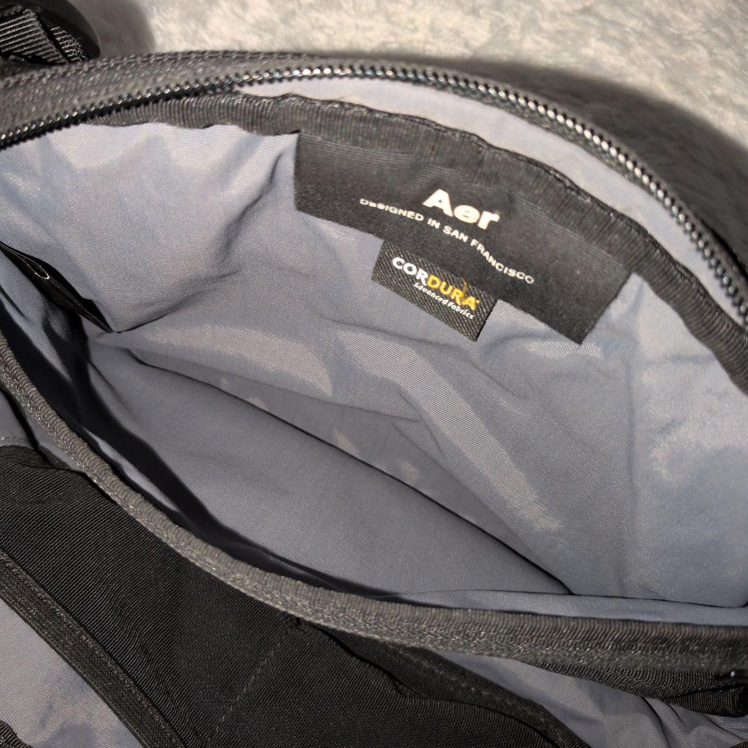 【極美品 現行】Aer Day Sling 3　ボディバッグ　ブラック