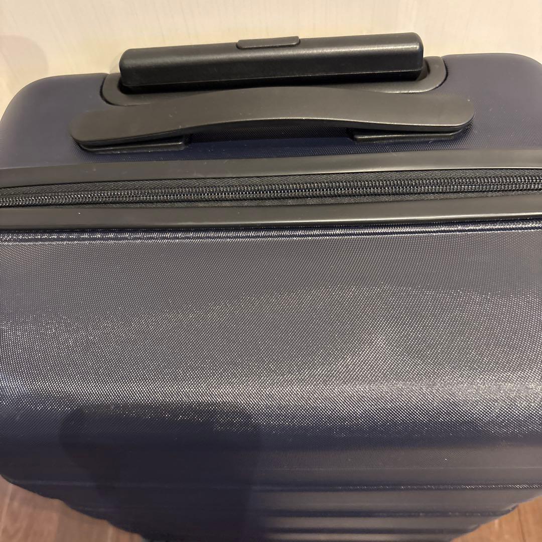 美品☆無印良品　バーを自由に調節できる　ハードキャリーケース（36L）黒