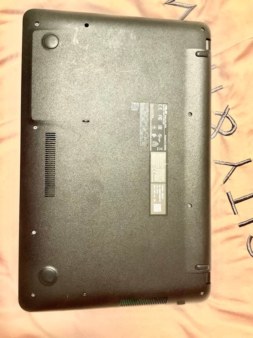 ASUS VivoBook i7 8GB 256GB SSD 動作確認済み