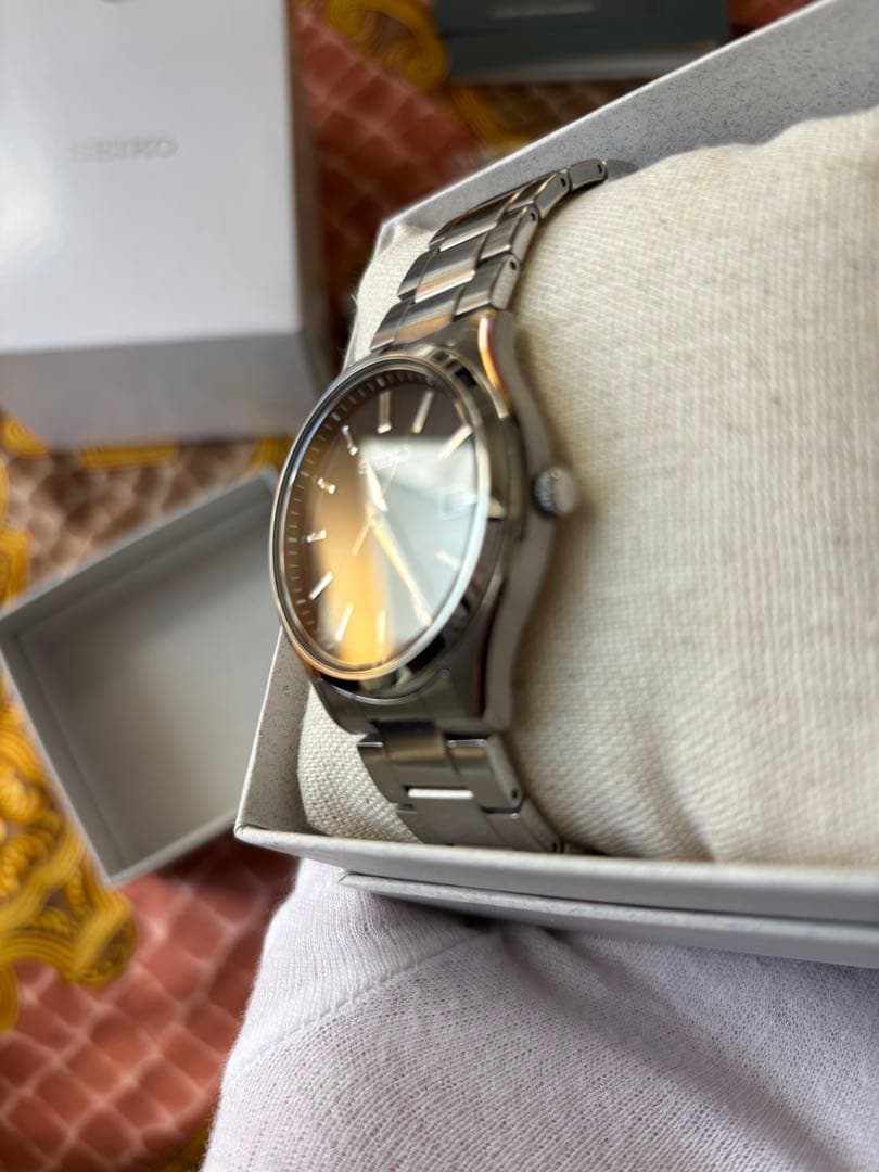 SBPX147ソーラー電池不要文字盤黒　保証期間内綺麗完動