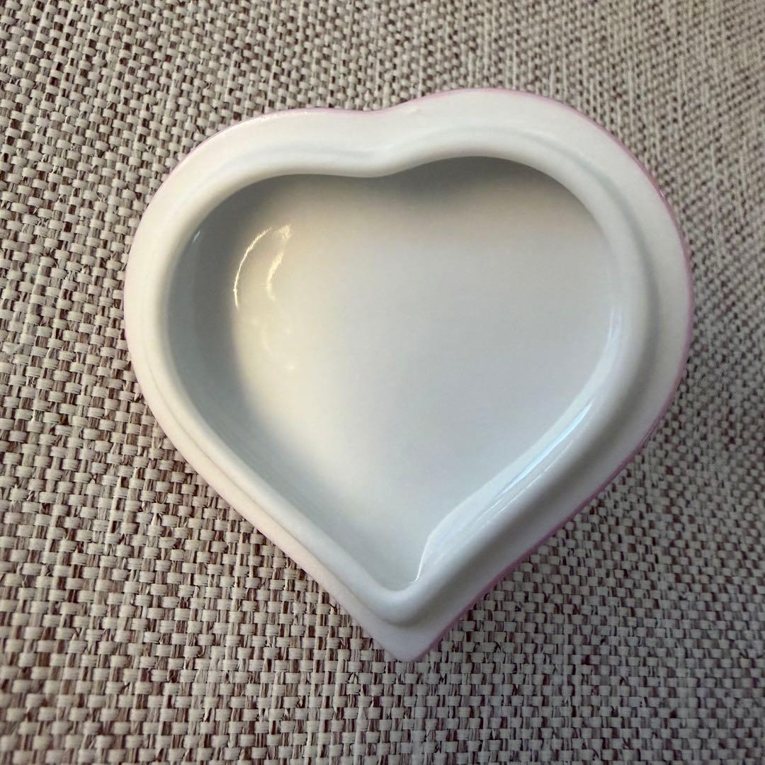 ヘレンド 猫　ウィーンの薔薇　ピンク　ミニ小物入れ ボンボニエール