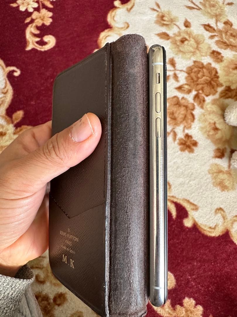 Apple iPhone X ホワイト ケース付き