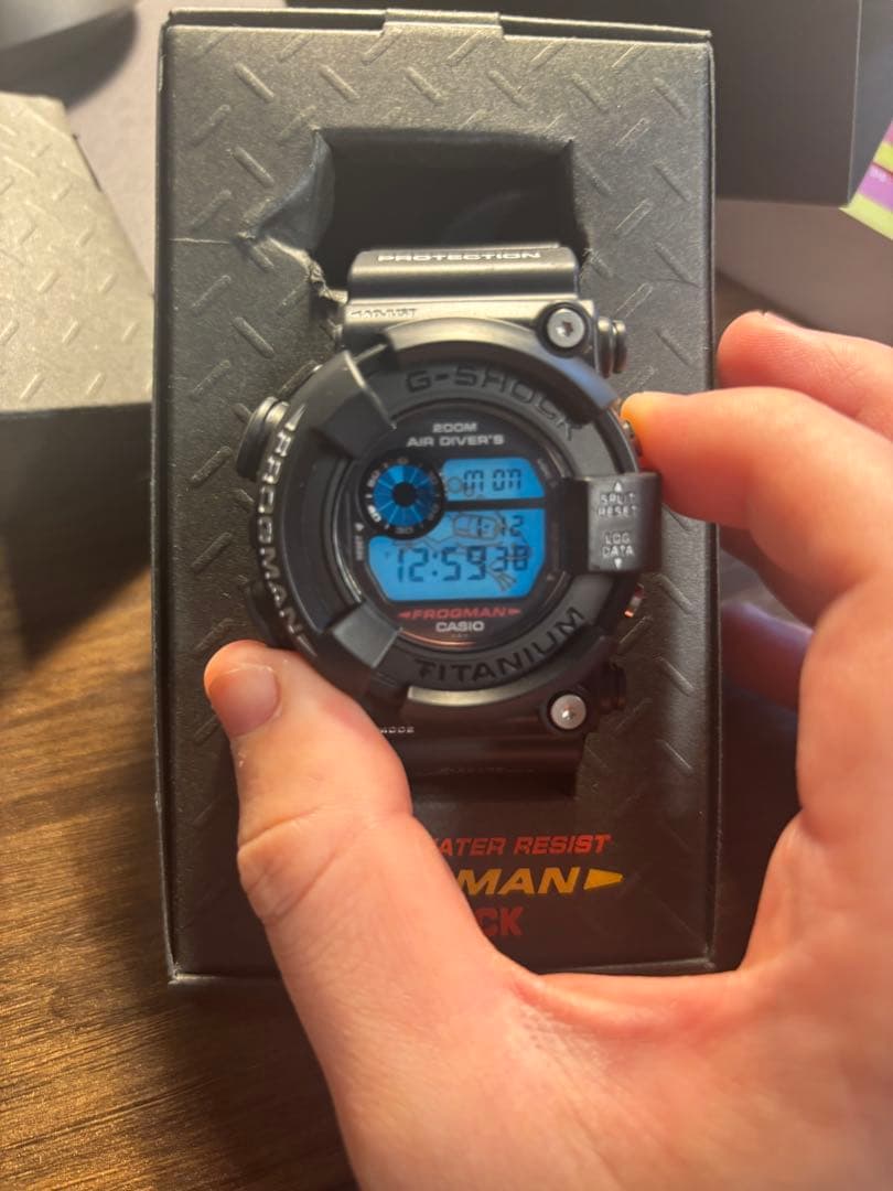 【極美品】CASIO G-SHOCK FROGMAN DW-8200MB-1VT