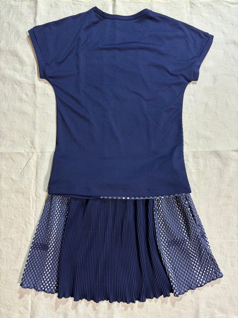 テニスウェア　フィラ　セットアップ