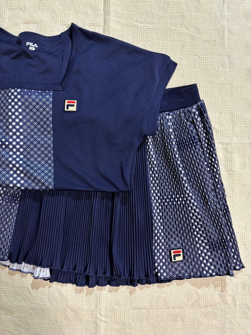 テニスウェア　フィラ　セットアップ