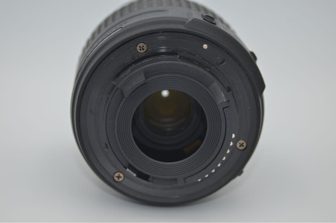 Nikon D5300 レッド ストロボ付き