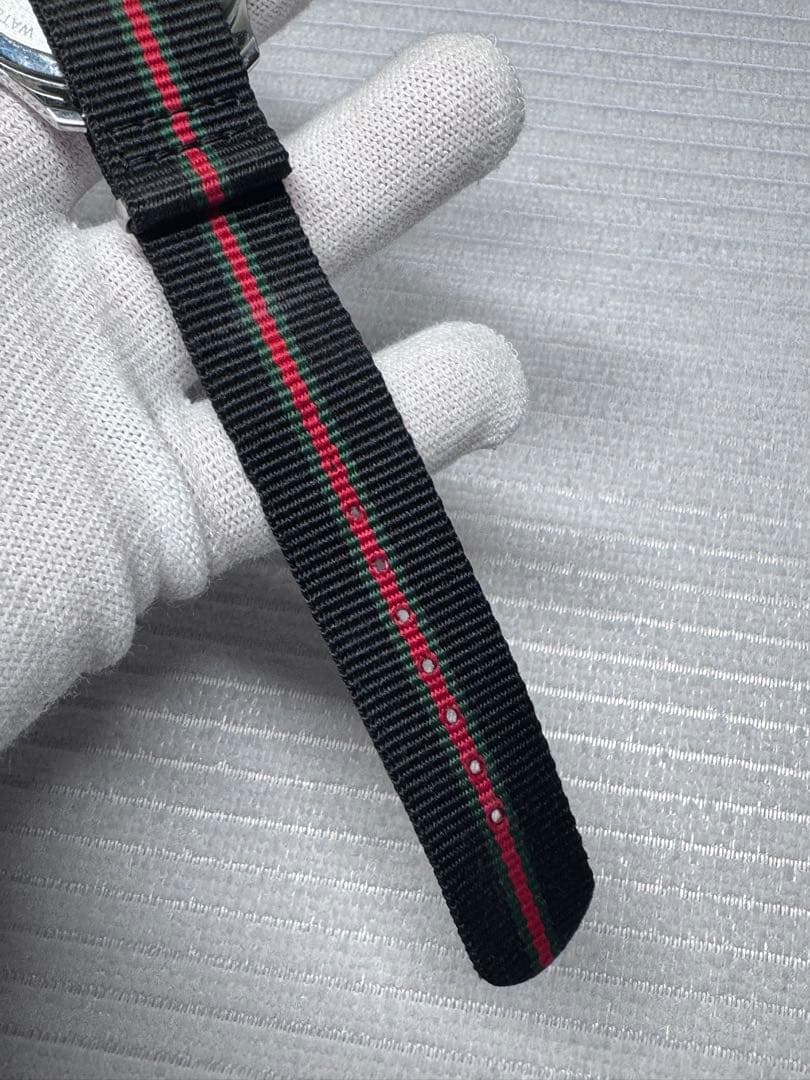 GUCCI ホワイトダイヤル 時計