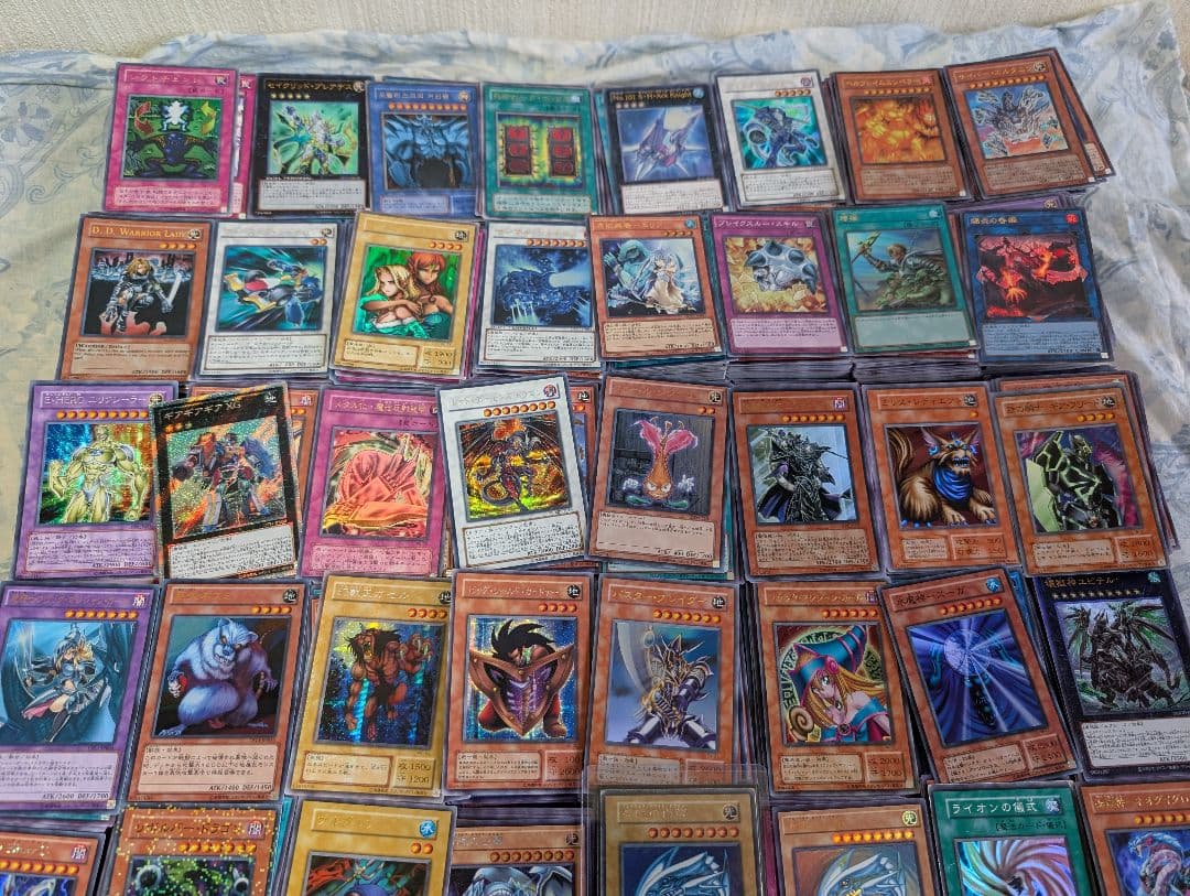 イ*ス様 遊戯王　カード　引退品　約２０キロ　まとめ売り