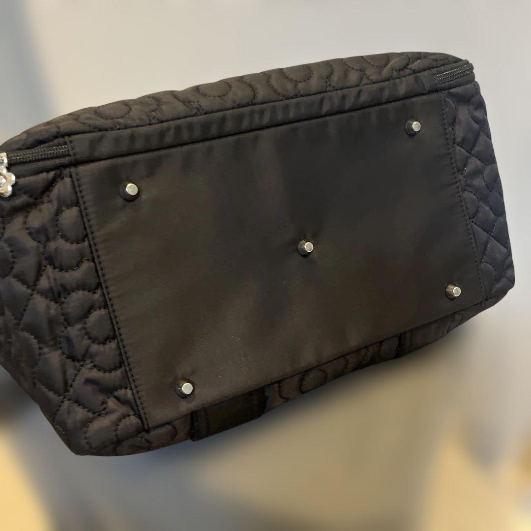 美品　マリークワント　デイジーキルトボストンバッグ　キャリーオンバッグ