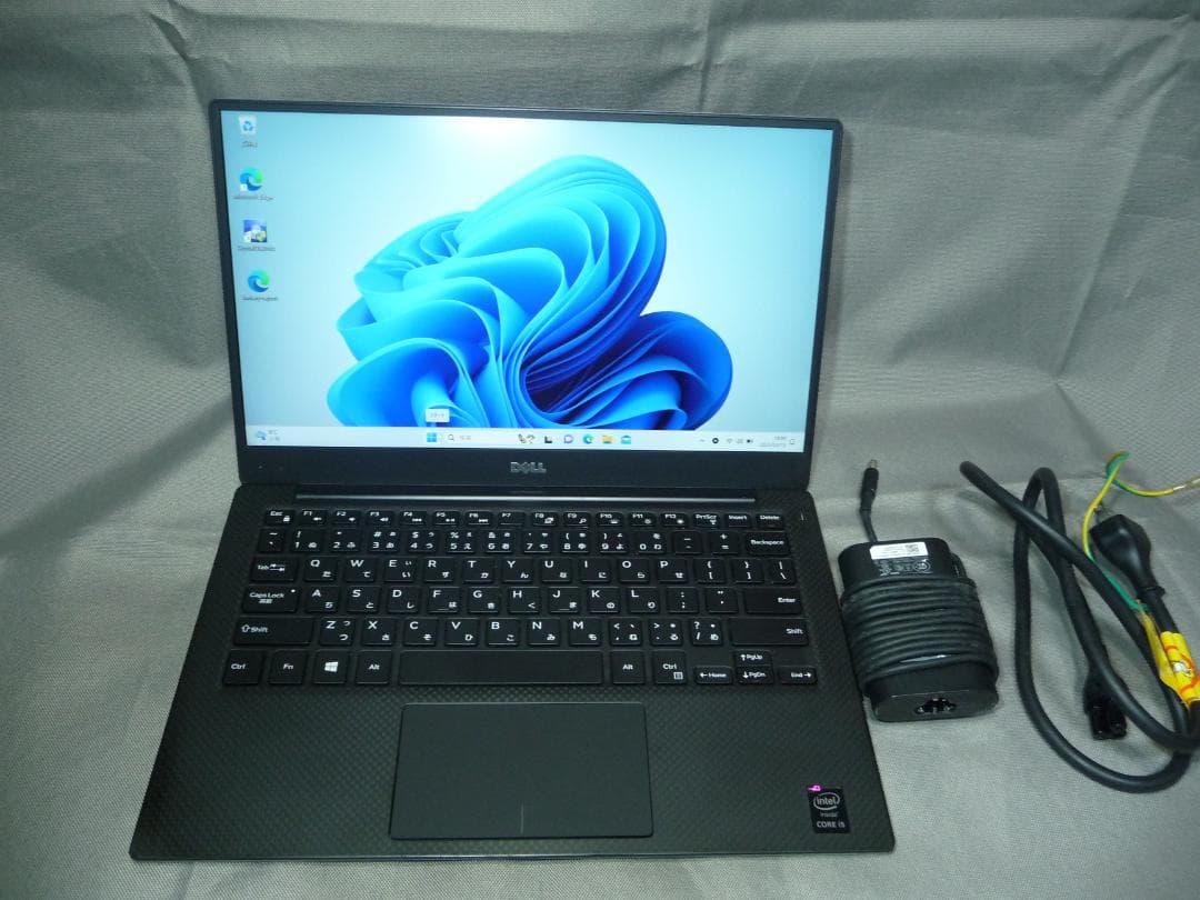 Windowsノート本体 DELL XPS13 9350