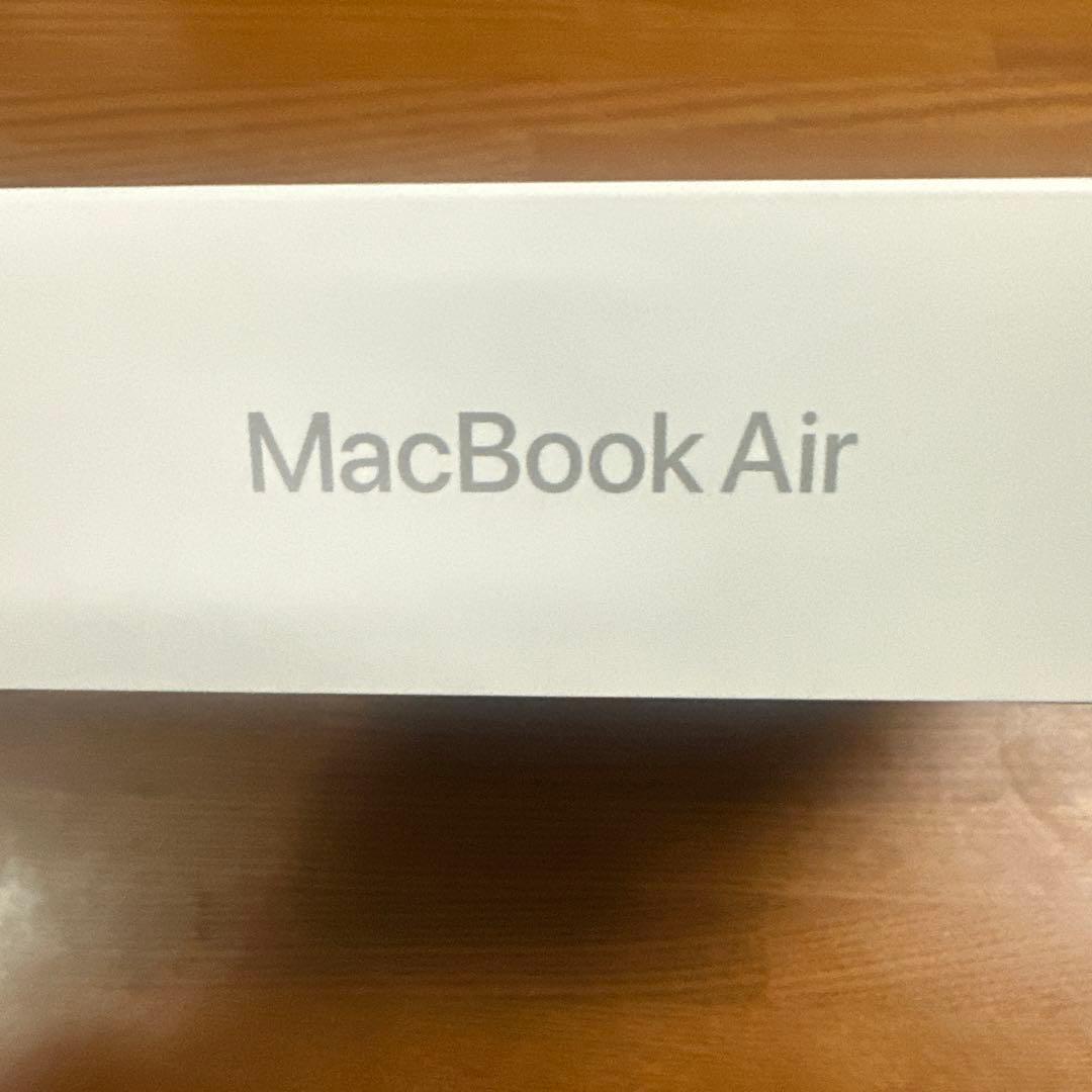 Apple MacBook Air (M2, 2022) 箱、充電器付き