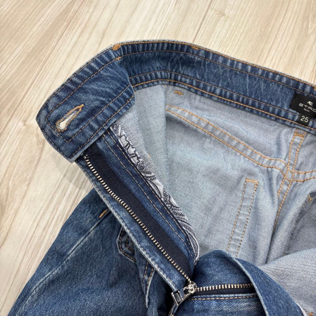 【美品】ETRO 23年製 ワイドデニムパンツ 25inch ロゴ刺繍 革パッチ