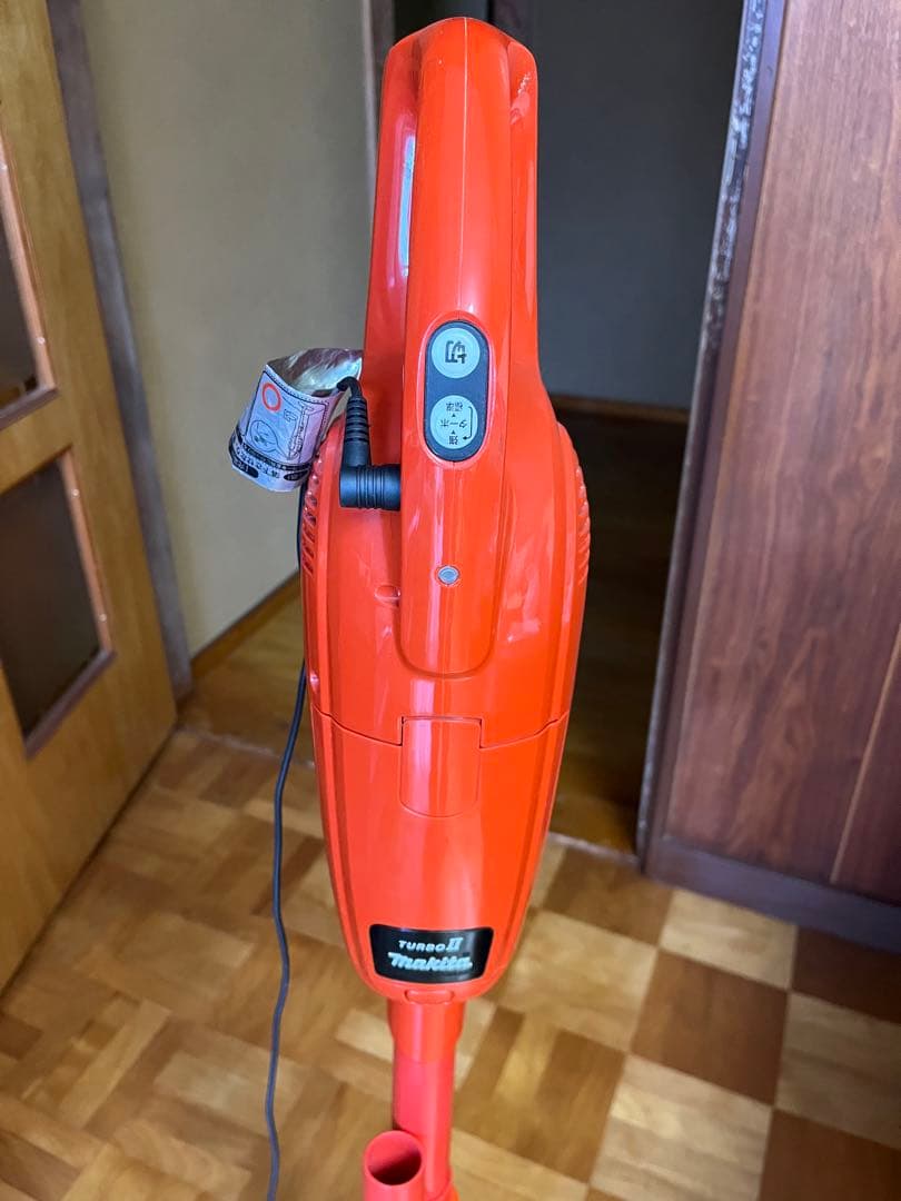 マキタ 軽量 クリーナー ターボⅡ 掃除機 通販生活 スタンド付　送料込み