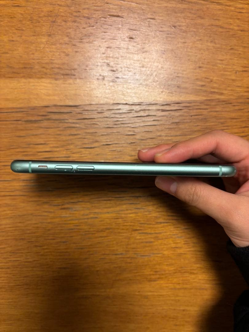 Apple iPhone 11 グリーン 本体