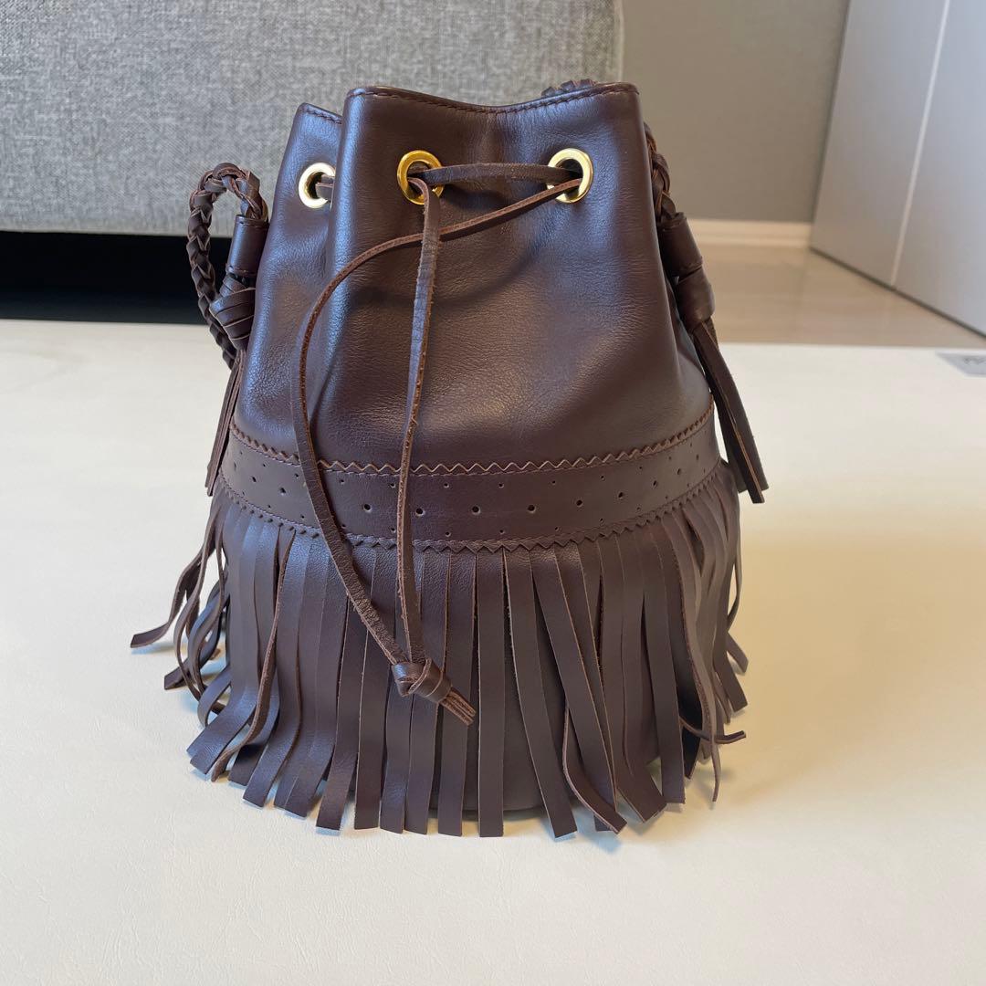 J&M DAVIDSON ブラウンフリンジバケットバッグ