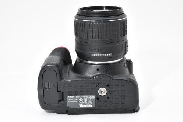 【美品】ニコン Nikon D5300 レンズキット 《ショット数4888回》