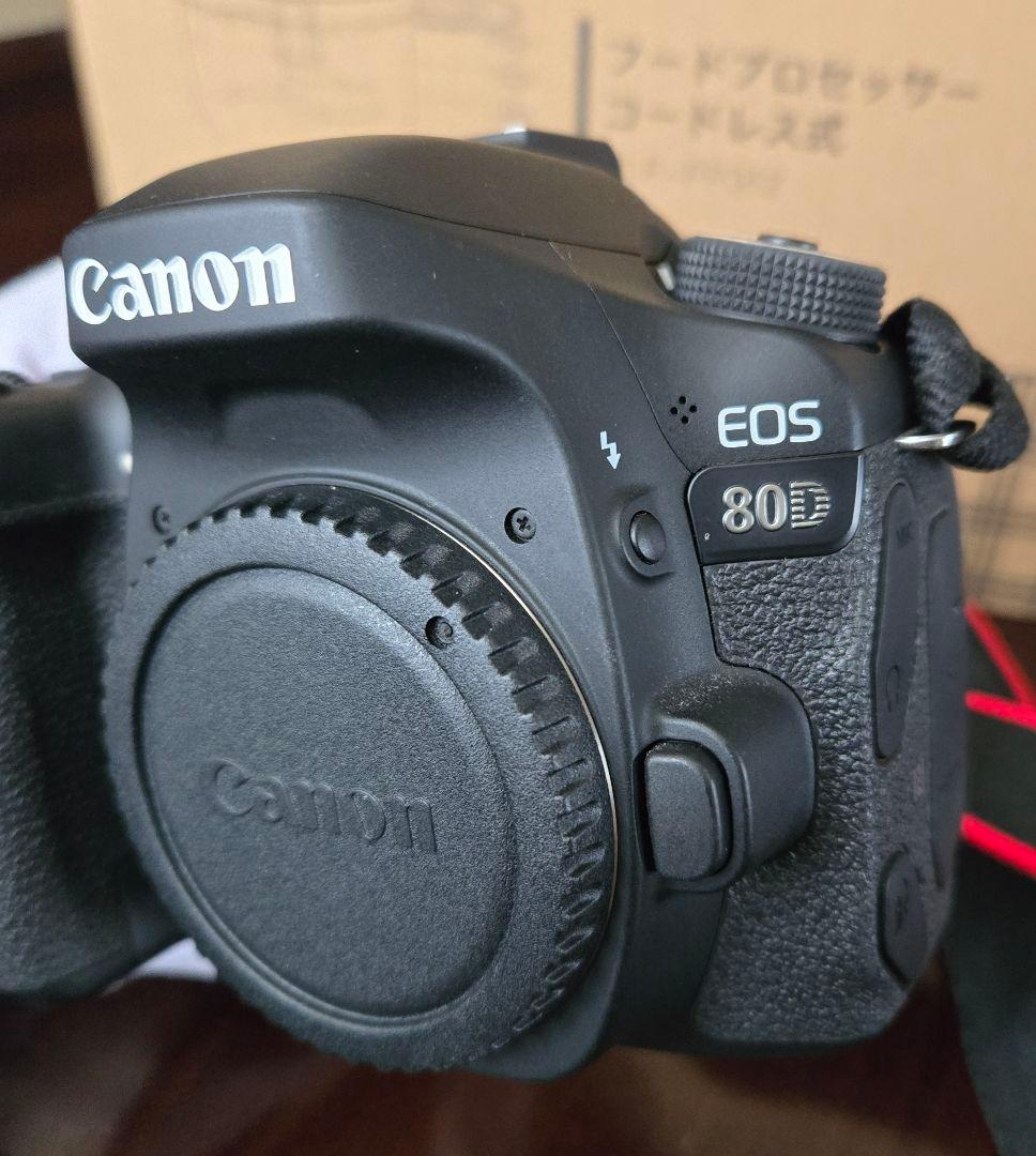【中古】EOS 80D EF-S 17-85mm 4-5.6 IS USM付