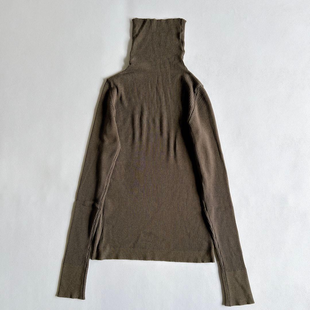 マーガレットハウエル×ジョンスメドレー　リブタートルネックニット　リブ　カーキ