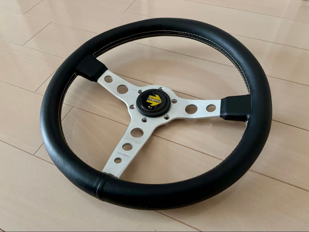 MOMO モモ ステアリング 350mm 14インチ